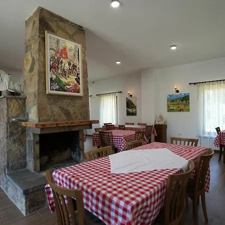 酒店 Agroturizem Dr Bizhga 5*