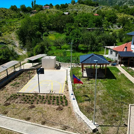 Agroturizem Dr Bizhga 5* Gusmar