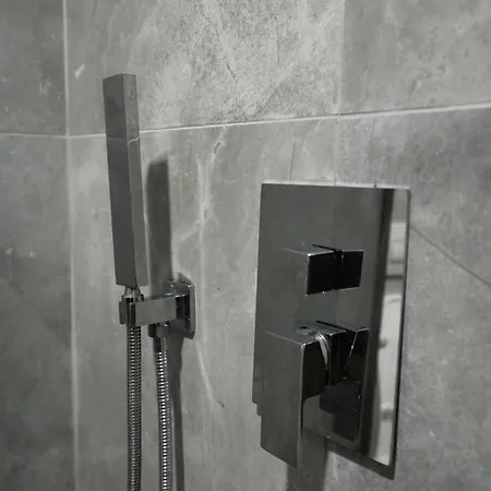 酒店 Agroturizem Dr Bizhga Gusmar