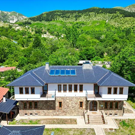 Agroturizem Dr Bizhga 酒店 5*