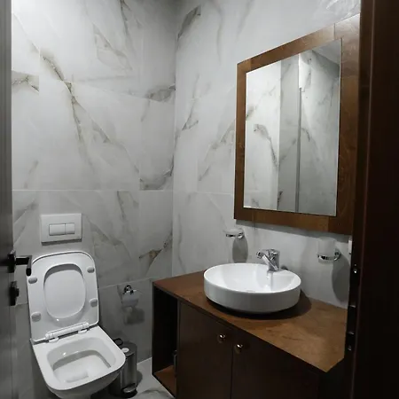 Hotel Agroturizem Dr Bizhga 5*