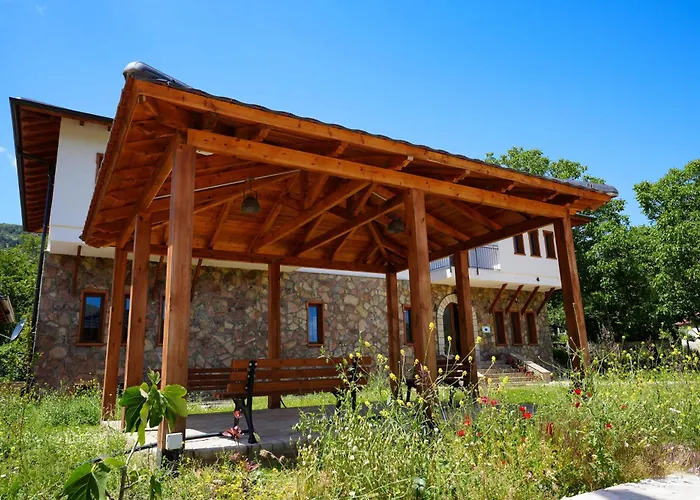 Agroturizem Dr Bizhga 5* Gusmar