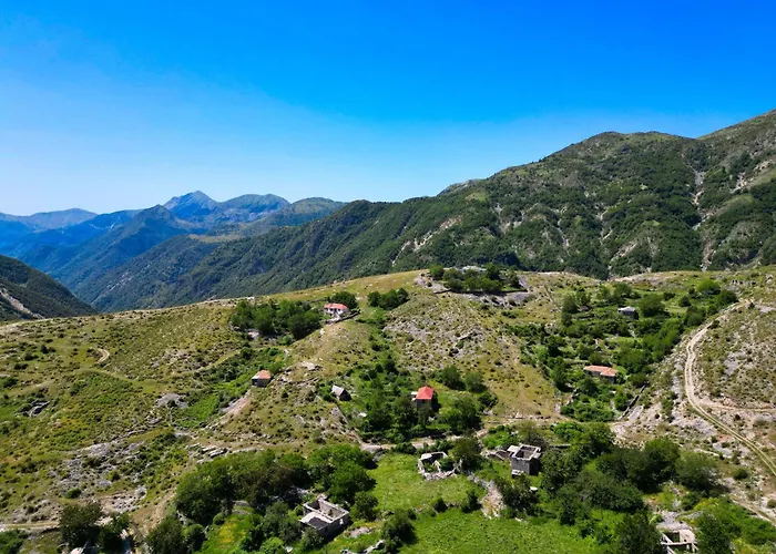 Agroturizem Dr Bizhga 호텔 5*