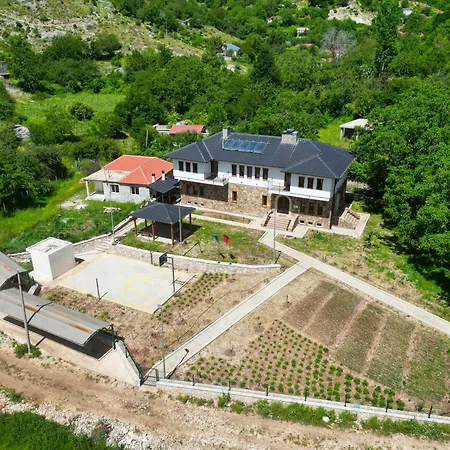 Agroturizem Dr Bizhga Hotel Gusmar