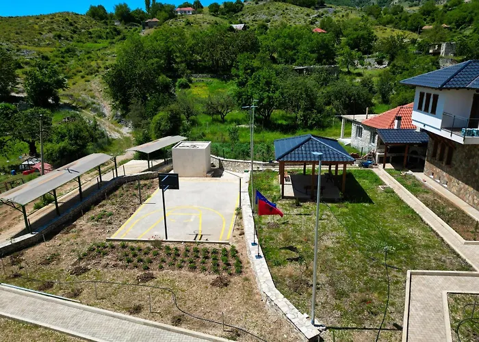 Agroturizem Dr Bizhga 5* Gusmar