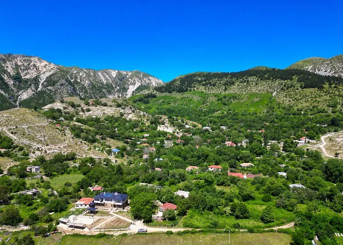 Hotel Agroturizem Dr Bizhga Gusmar